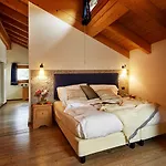 Hotel Rezia Bormio