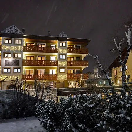 Rezia Отель Бормио