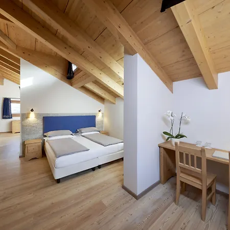 Rezia Отель Бормио