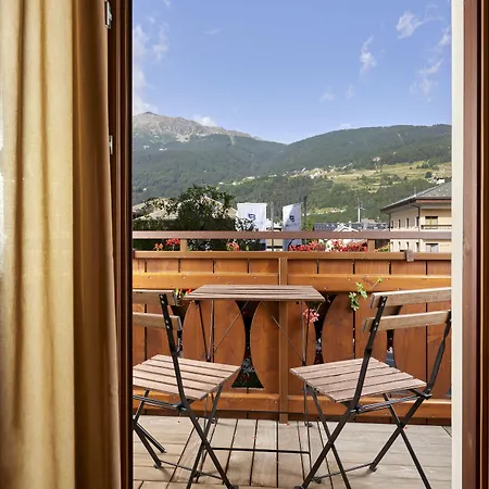 Rezia Hotel 4*