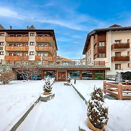 Rezia Hotel 4*